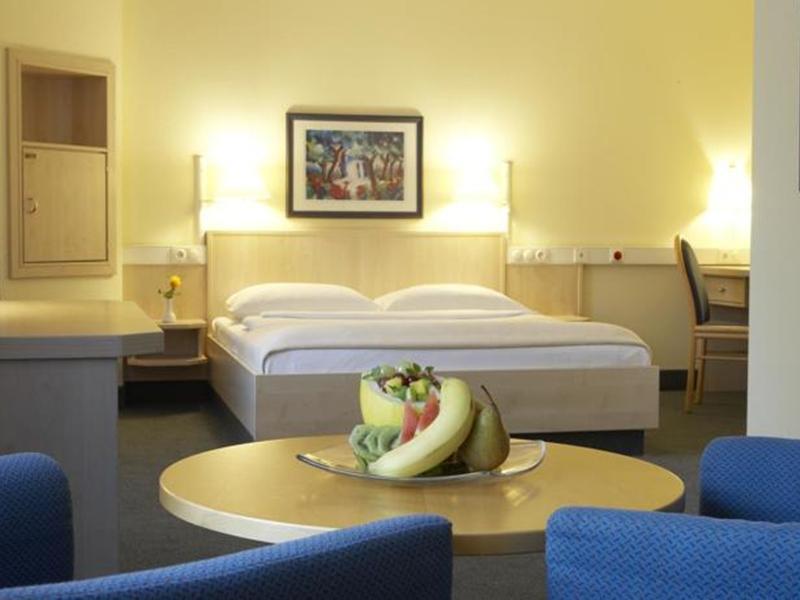 IntercityHotel Magdeburg Bagian luar foto