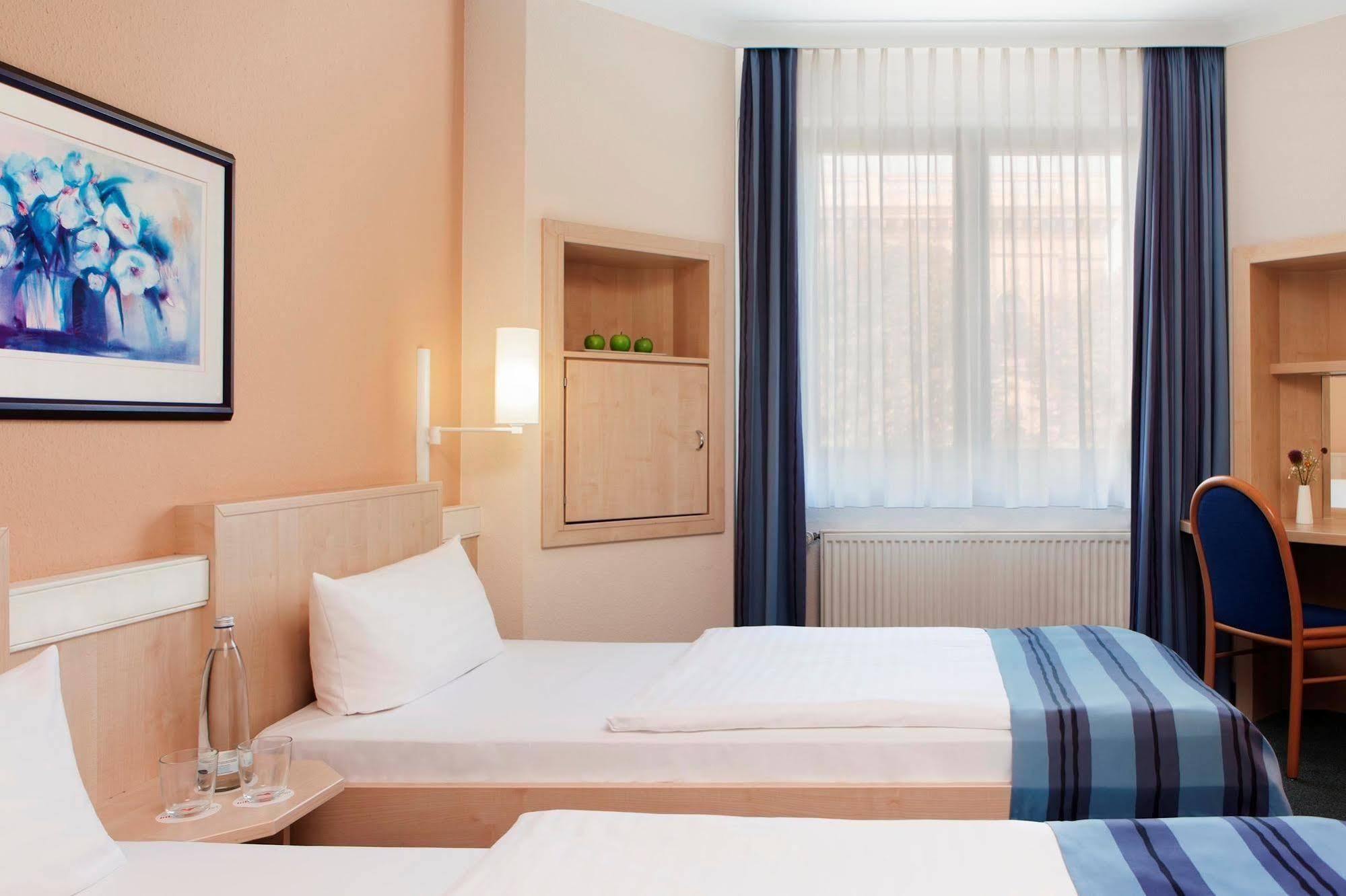 IntercityHotel Magdeburg Bagian luar foto