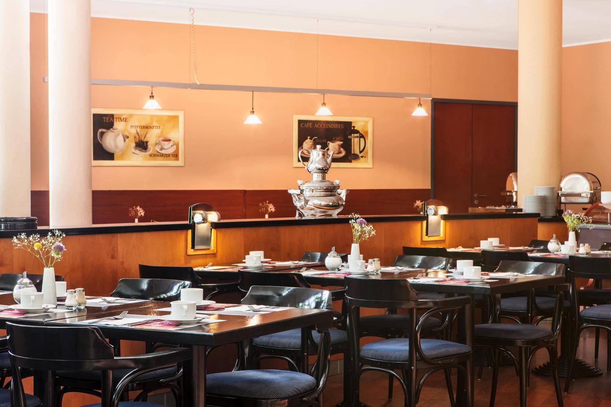 IntercityHotel Magdeburg Bagian luar foto